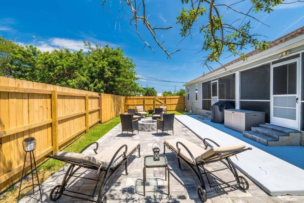 Ferienhaus Charming And Delightful Getaway! Walk To St. Augustine